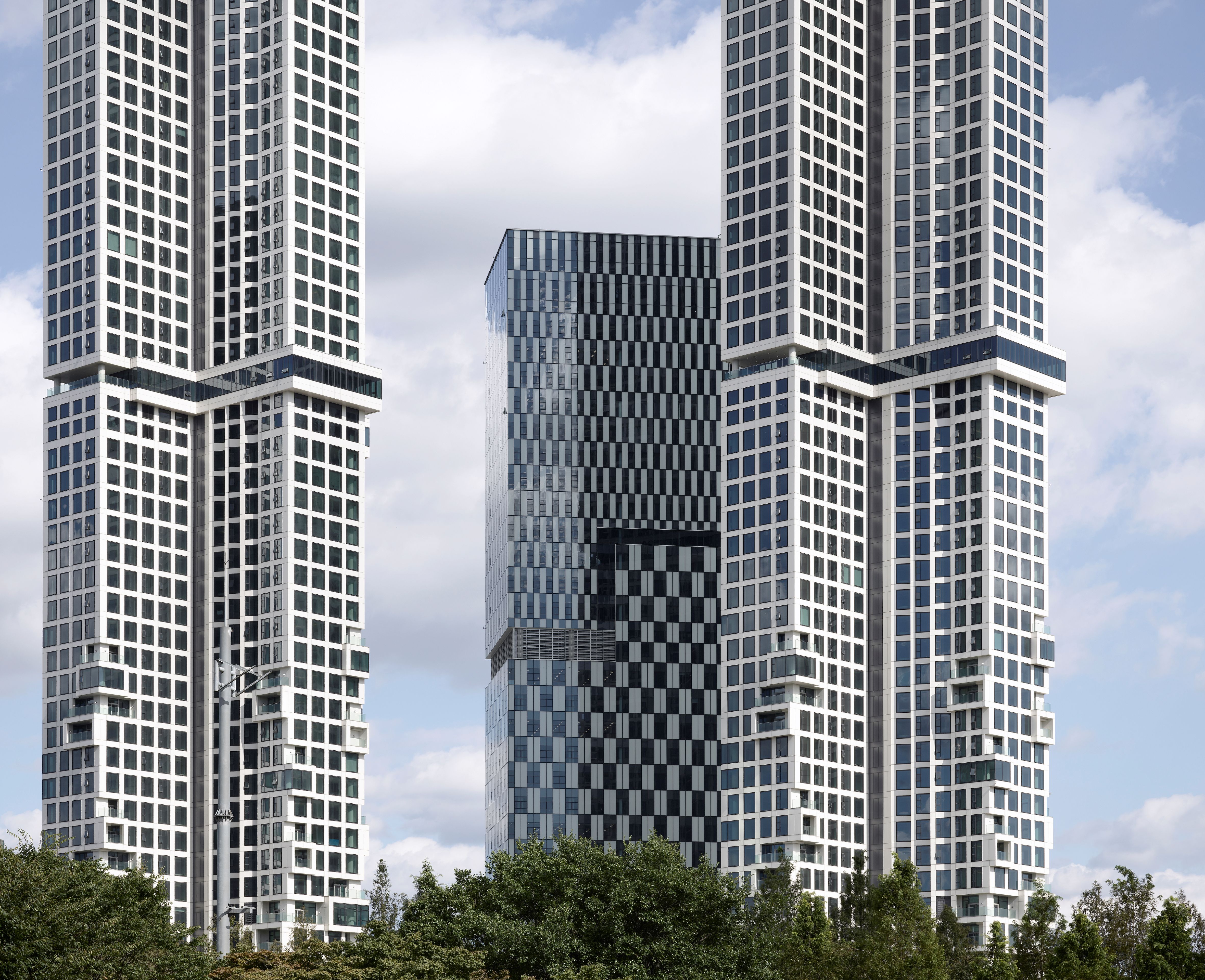 3. 아크로서울포레스트 (1)